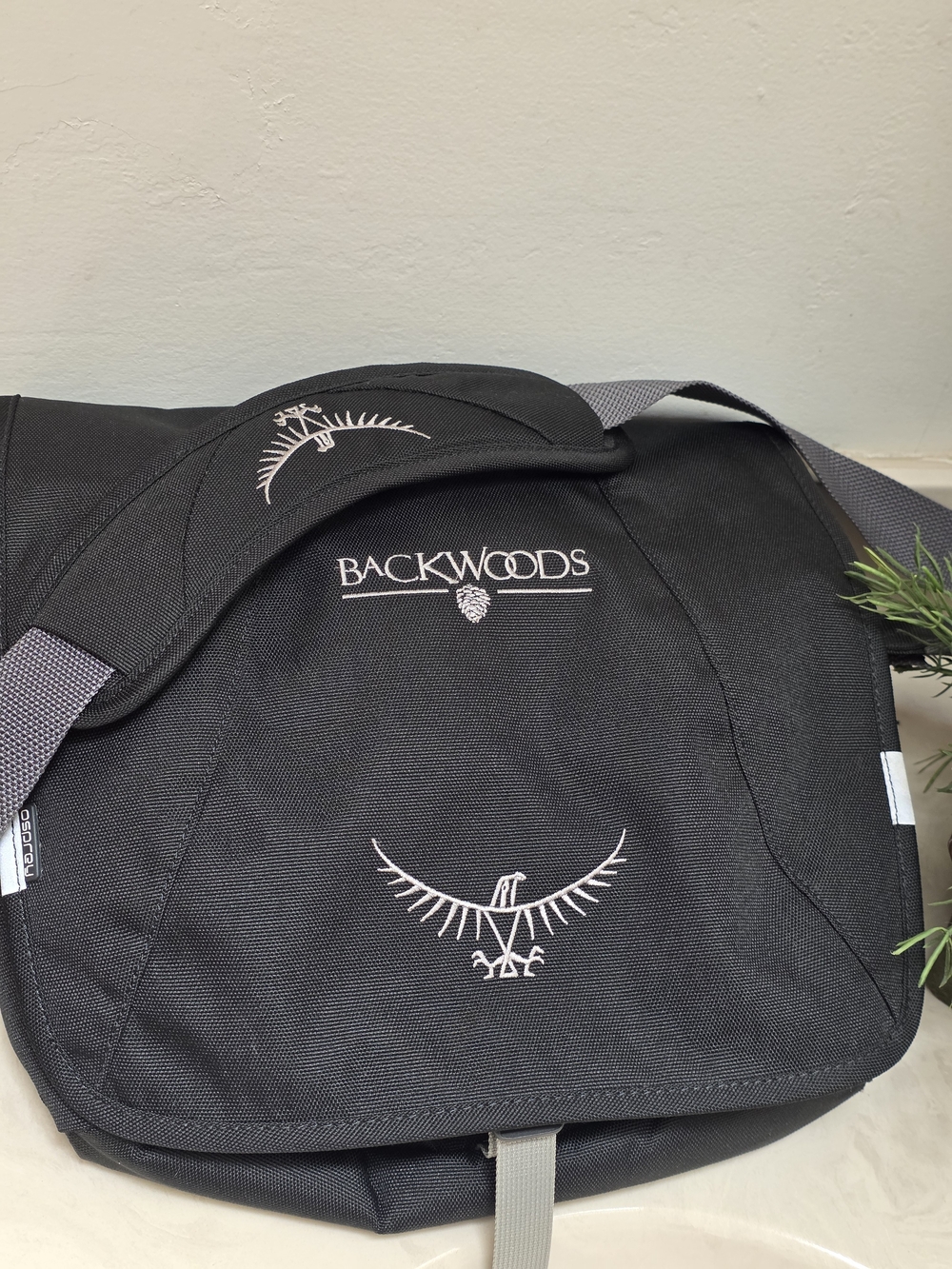 Oprey Backwoods Black Messenger  Crossbody Hiking Mini Flap SMU Bag